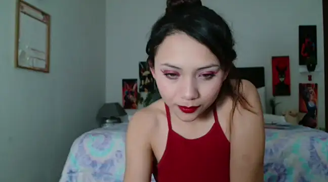Snapshot of Pinkye_skarlet chatting on February 7, 5:20 am Pinkye skarlet online show from February 7, 5:20 am