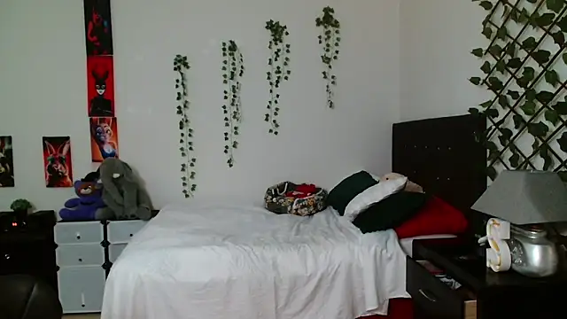 Snapshot of Pinkye_skarlet chatting on September 14, 8:42 pm Pinkye skarlet online show from September 14, 8:42 pm