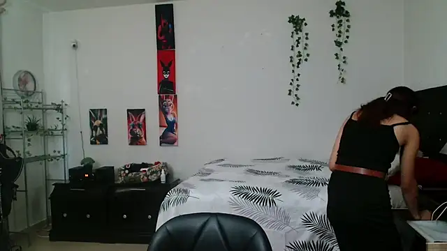 Snapshot of Pinkye_skarlet chatting on September 24, 5:19 pm Pinkye skarlet online show from September 24, 5:19 pm