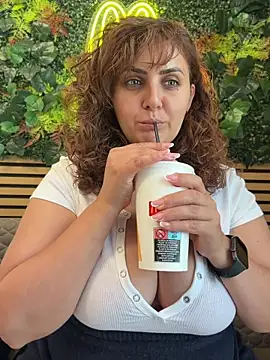 AnneKane online show from June 1, 10:04 am