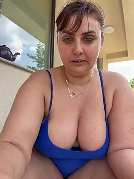 AnneKane online show from May 8, 9:57 am