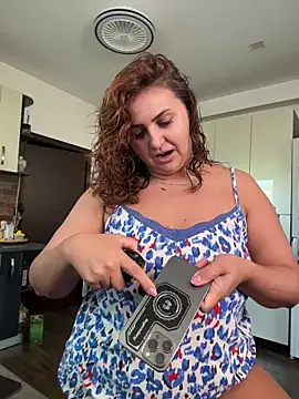 Snapshot of AnneKane chatting on October 30, 6:55 am AnneKane online show from October 30, 6:55 am