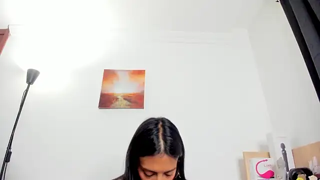 nia  white online show from March 24, 3:06 am