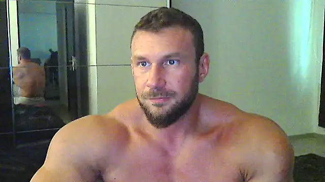 muscularkevin online show from September 15, 1:22 pm