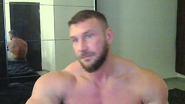 muscularkevin online show from November 26, 2:28 pm