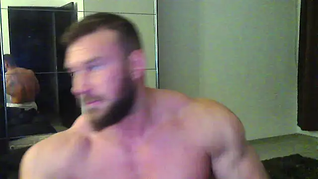 muscularkevin online show from March 2, 4:35 am