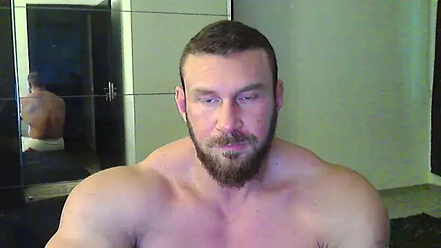 muscularkevin online show from February 12, 2:39 pm