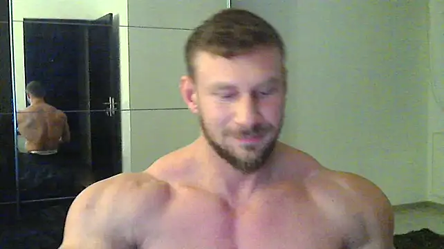 muscularkevin online show from December 27, 2:33 pm