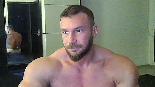 muscularkevin online show from November 25, 4:46 am