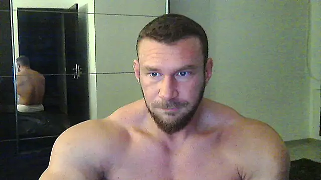 muscularkevin online show from November 14, 4:27 am