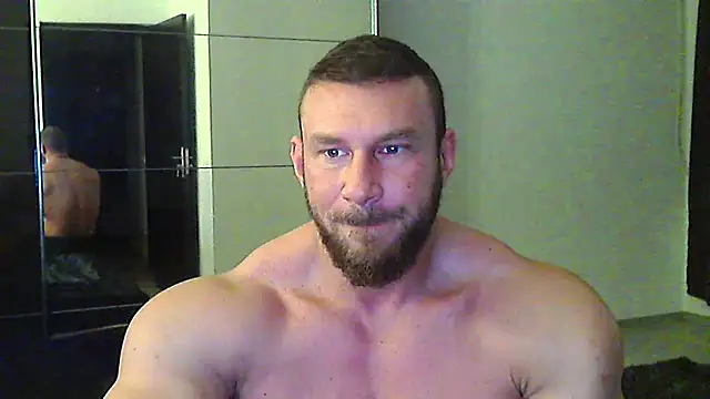 muscularkevin online show from February 7, 4:42 am