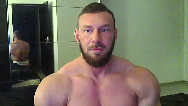 muscularkevin online show from March 16, 4:42 am
