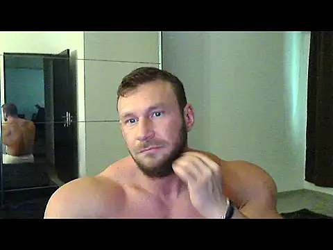 muscularkevin online show from October 5, 1:46 pm