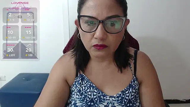 Snapshot of Katha_Marck chatting on February 23, 12:28 pm Katha Marck online show from February 23, 12:28 pm