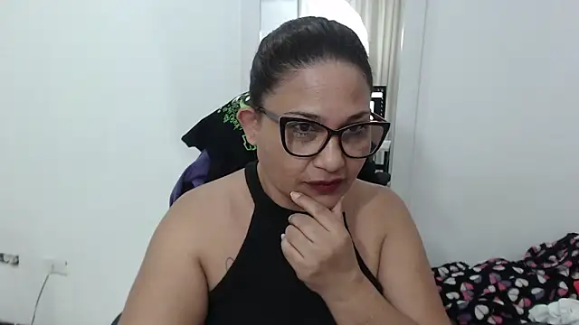 Katha Marck online show from October 12, 6:48 am