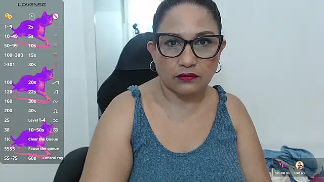 Katha Marck online show from October 24, 10:20 pm