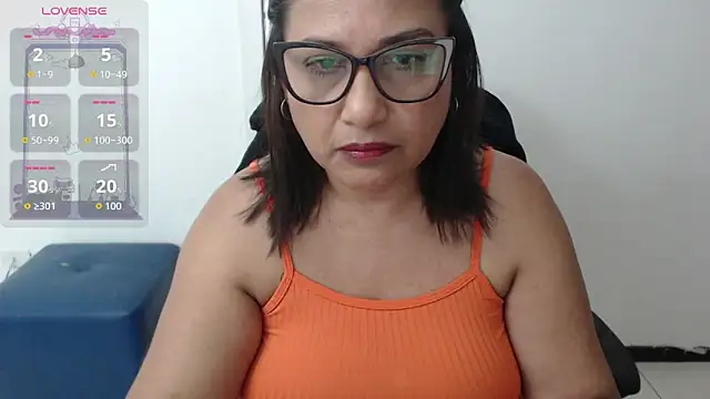 Snapshot of Katha_Marck chatting on February 28, 2:44 am Katha Marck online show from February 28, 2:44 am