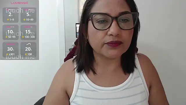 Snapshot of Katha_Marck chatting on February 10, 12:37 pm Katha Marck online show from February 10, 12:37 pm