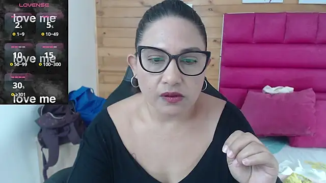 Katha Marck online show from March 22, 2:58 pm