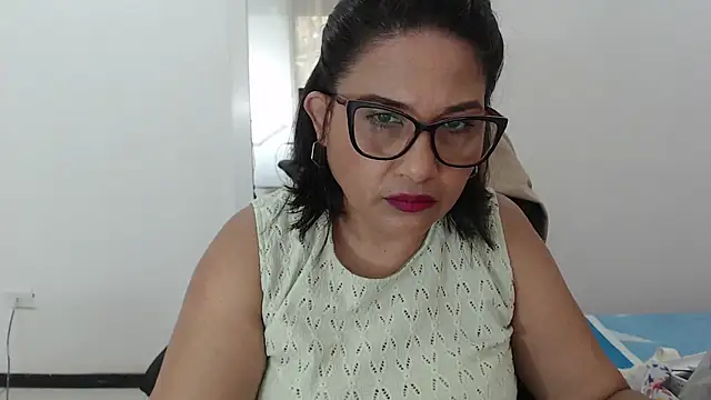 Katha Marck online show from December 3, 12:59 pm