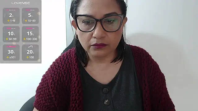 Snapshot of Katha_Marck chatting on January 10, 1:28 pm Katha Marck online show from January 10, 1:28 pm