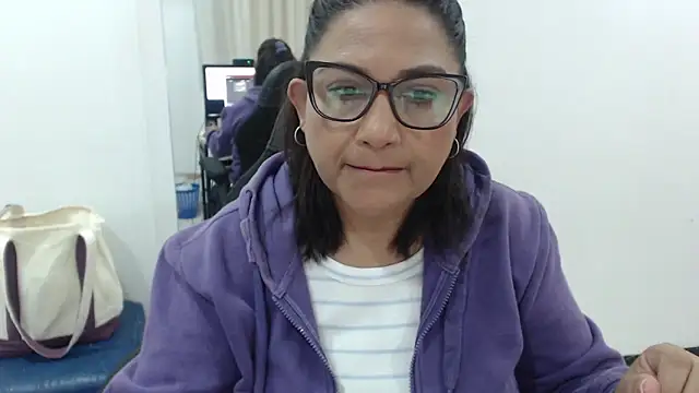 Snapshot of Katha_Marck chatting on February 24, 12:50 pm Katha Marck online show from February 24, 12:50 pm