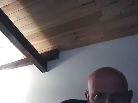 Snapshot of davigochi77bcn chatting on March 13, 9:48 pm davigochi77bcn online show from March 13, 9:48 pm