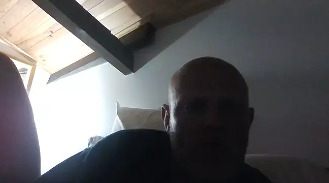 Snapshot of davigochi77bcn chatting on March 19, 10:31 pm davigochi77bcn online show from March 19, 10:31 pm