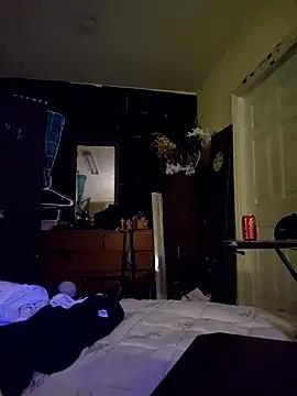 Hotredheadandtoungelasher online show from April 23, 3:02 am