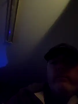 Hotredheadandtoungelasher online show from November 14, 9:02 am