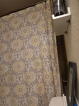 Hotredheadandtoungelasher online show from January 14, 5:11 am