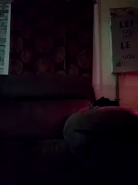 Hotredheadandtoungelasher online show from March 15, 4:41 am