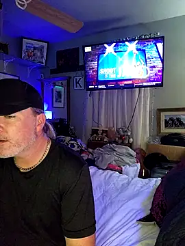 Hotredheadandtoungelasher online show from May 15, 12:47 pm