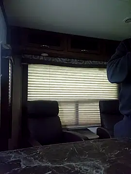 Hotredheadandtoungelasher online show from February 5, 3:08 pm