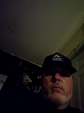 Hotredheadandtoungelasher online show from April 27, 7:12 pm