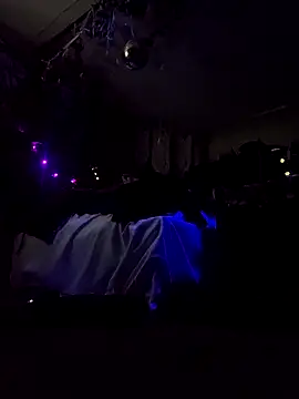 Hotredheadandtoungelasher online show from November 16, 11:26 am