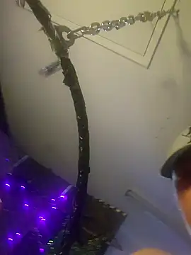 Hotredheadandtoungelasher online show from November 2, 2:55 pm