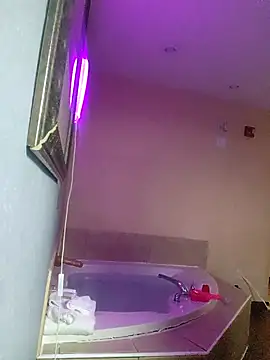 Hotredheadandtoungelasher online show from October 21, 10:36 am