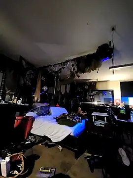 Hotredheadandtoungelasher online show from February 6, 5:14 am