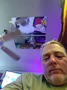 Hotredheadandtoungelasher online show from February 24, 2:07 pm