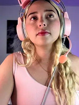 Irisweet  online show from September 25, 6:14 pm