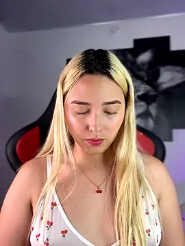 Irisweet  online show from September 9, 8:29 pm