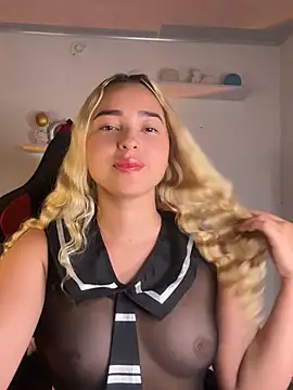 Irisweet  online show from March 7, 5:38 pm