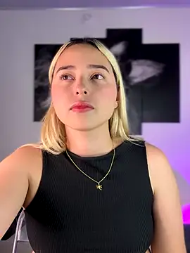 Irisweet  online show from September 12, 10:31 pm