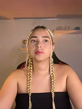 Irisweet  online show from March 6, 11:31 pm