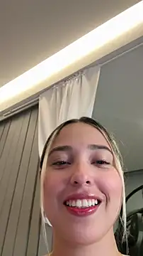 Snapshot of Irisweet_ chatting on March 9, 6:17 am Irisweet online show from March 9, 6:17 am