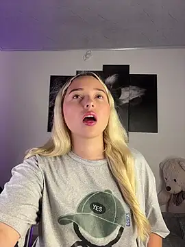 Irisweet  online show from November 25, 10:21 pm