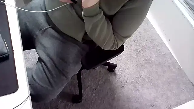 Luishorny19 online show from January 21, 12:18 pm