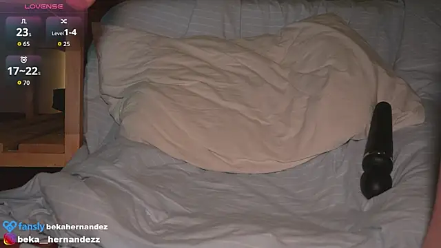 BekaHernandez online show from January 8, 10:49 pm