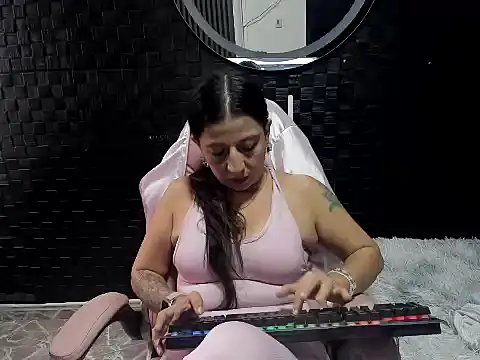 mature sexi40 online show from November 17, 12:20 pm